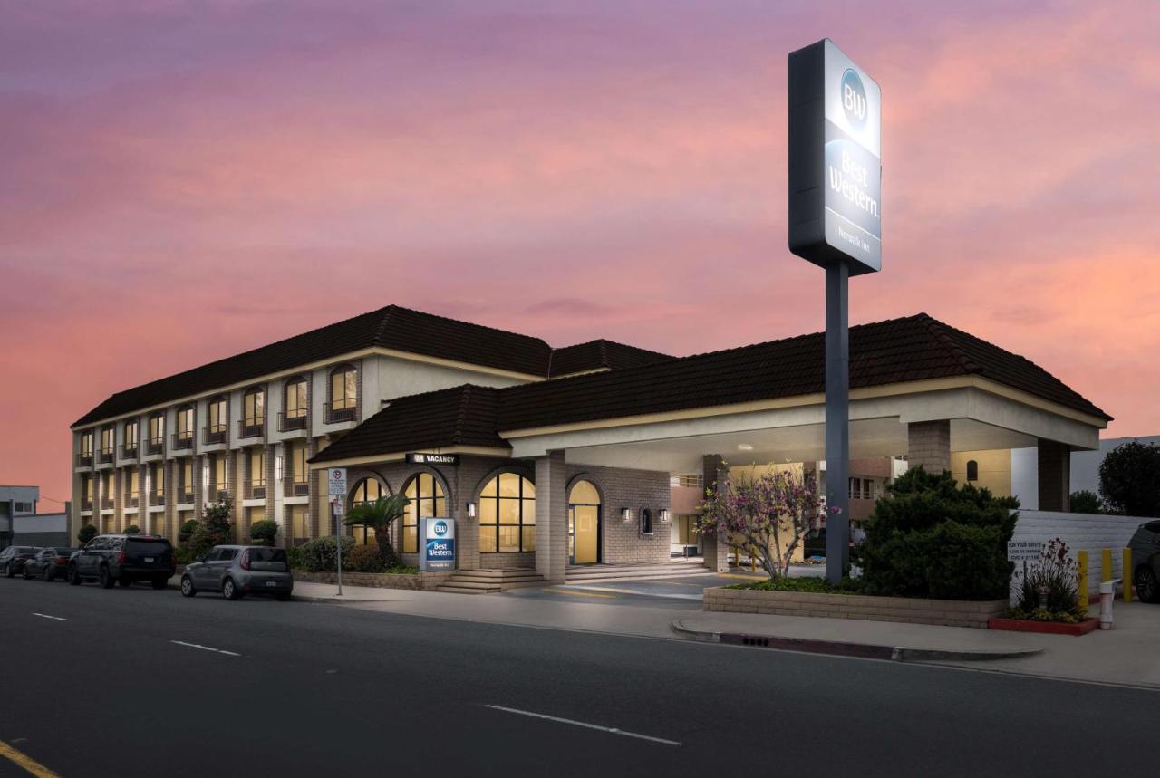 Best Western Norwalk Inn Exteriér fotografie