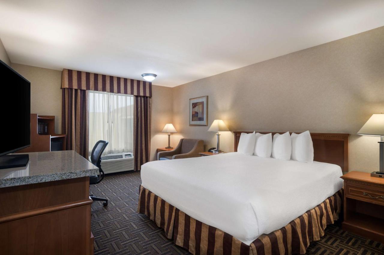 Best Western Norwalk Inn Exteriér fotografie