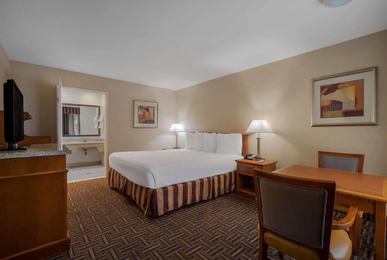 Best Western Norwalk Inn Exteriér fotografie