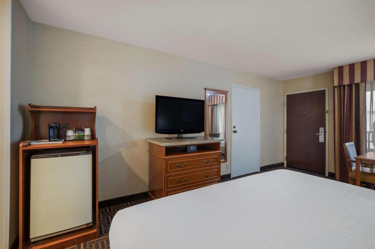 Best Western Norwalk Inn Exteriér fotografie