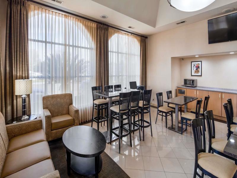 Best Western Norwalk Inn Exteriér fotografie